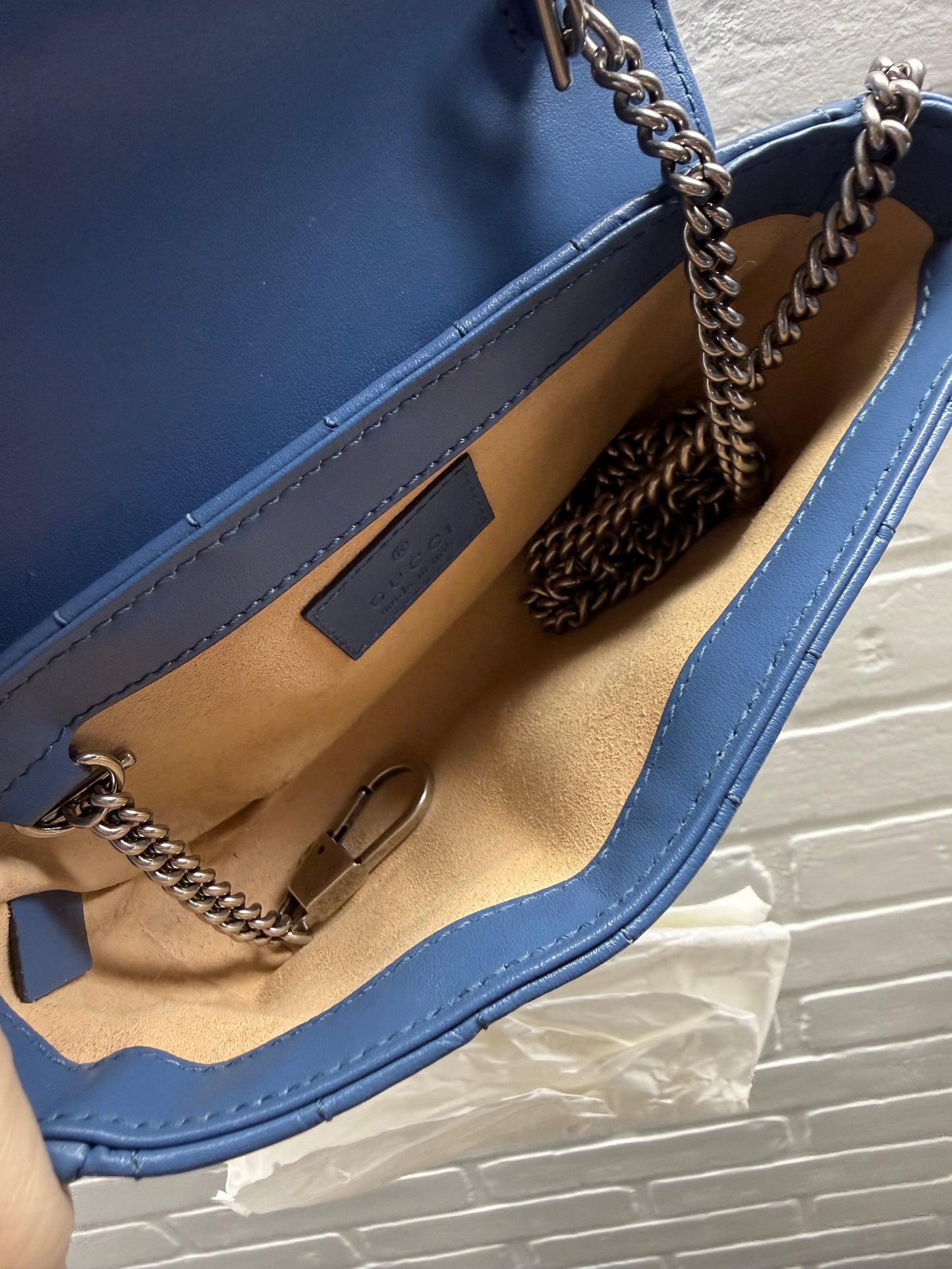 Gucci GG Marmont Matelasse Super Mini