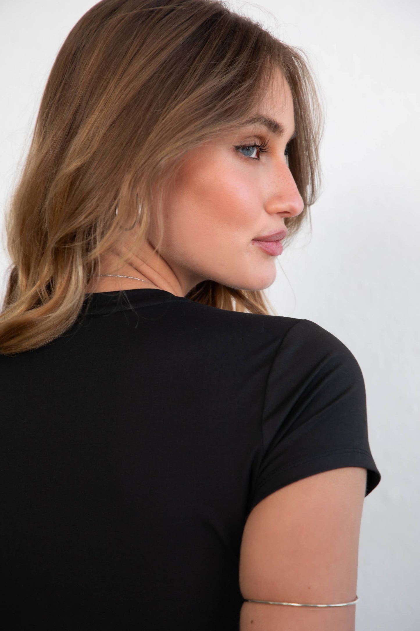 TICTOC - ARIET Brushed Poly Elevated Round Neck Short Sleeve Top : Blush / 3 SMALL 2 MEDIUM 1 LARGE