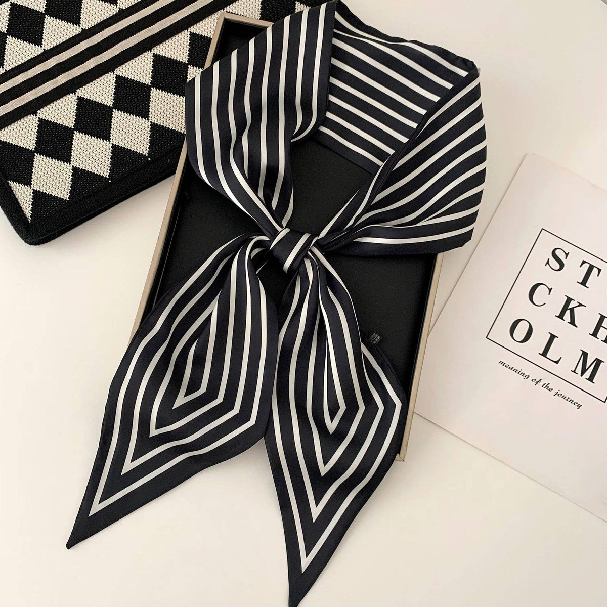 MKS America - Retro Multi-Functional Ribbon Scarf: NO-14 / M
