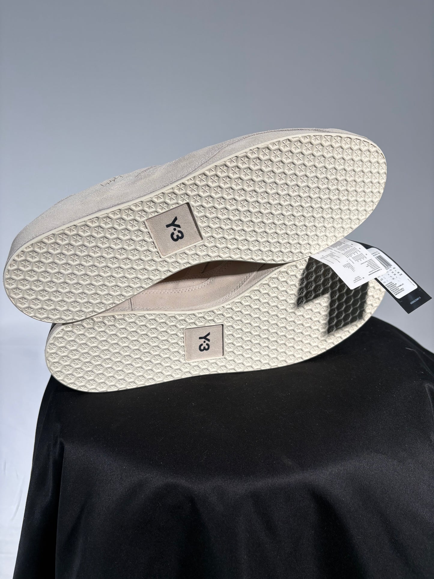 Y-3 Cream Suede Low-Top Sneakers