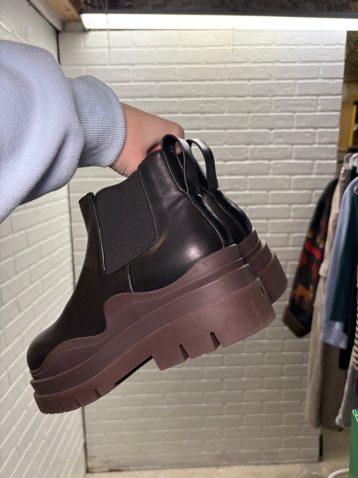 Bottega Veneta Chunky Chelsea Boots – Black Leather with Lug Sole (Made in Italy)