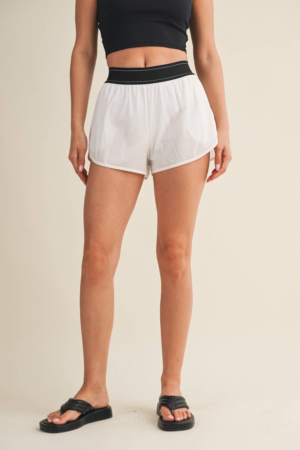 KIMBERLY C - Lightweight Shorts with Elastic Waistband: Black / L