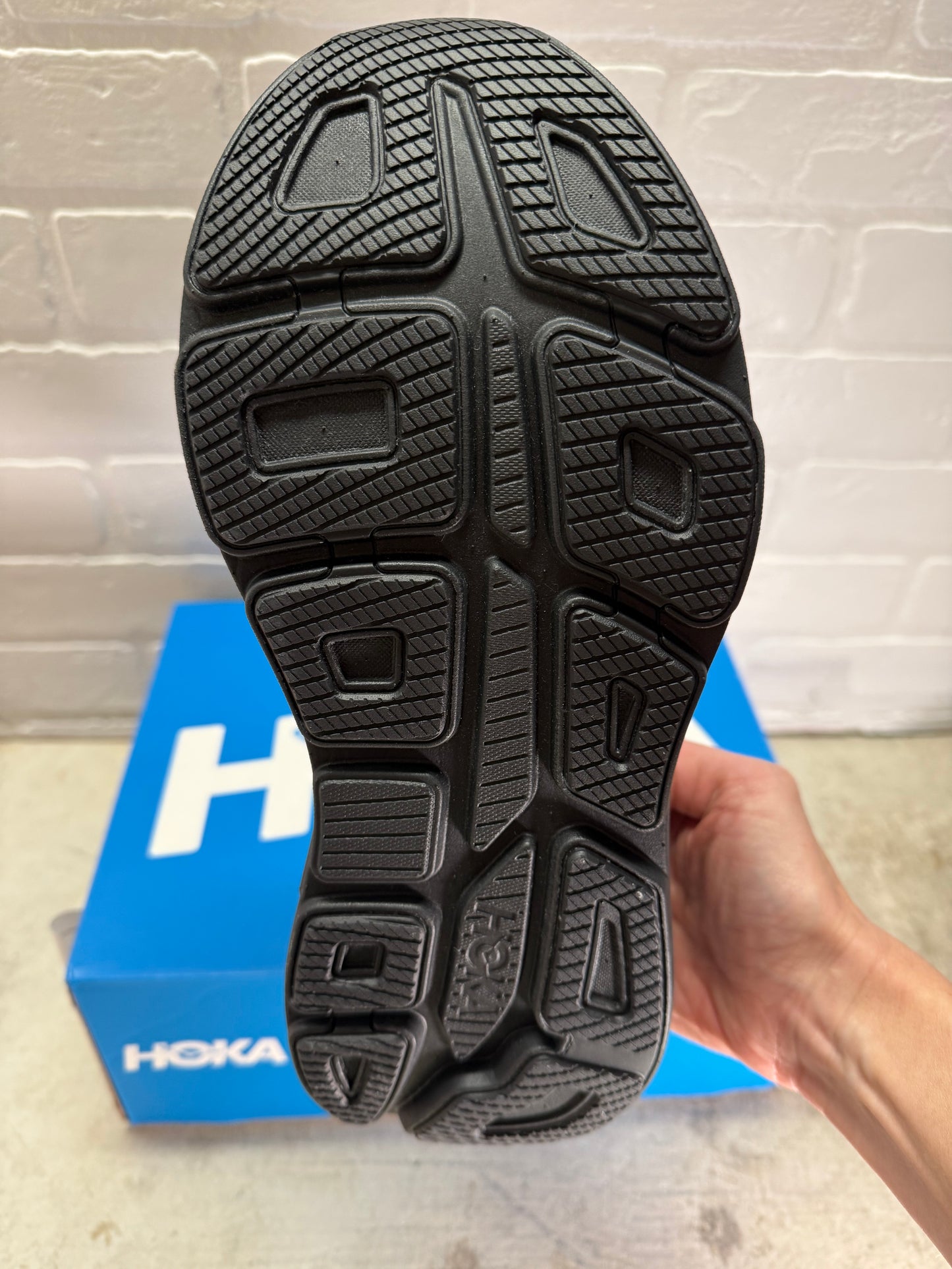 Men’s Hoka Bondi 9