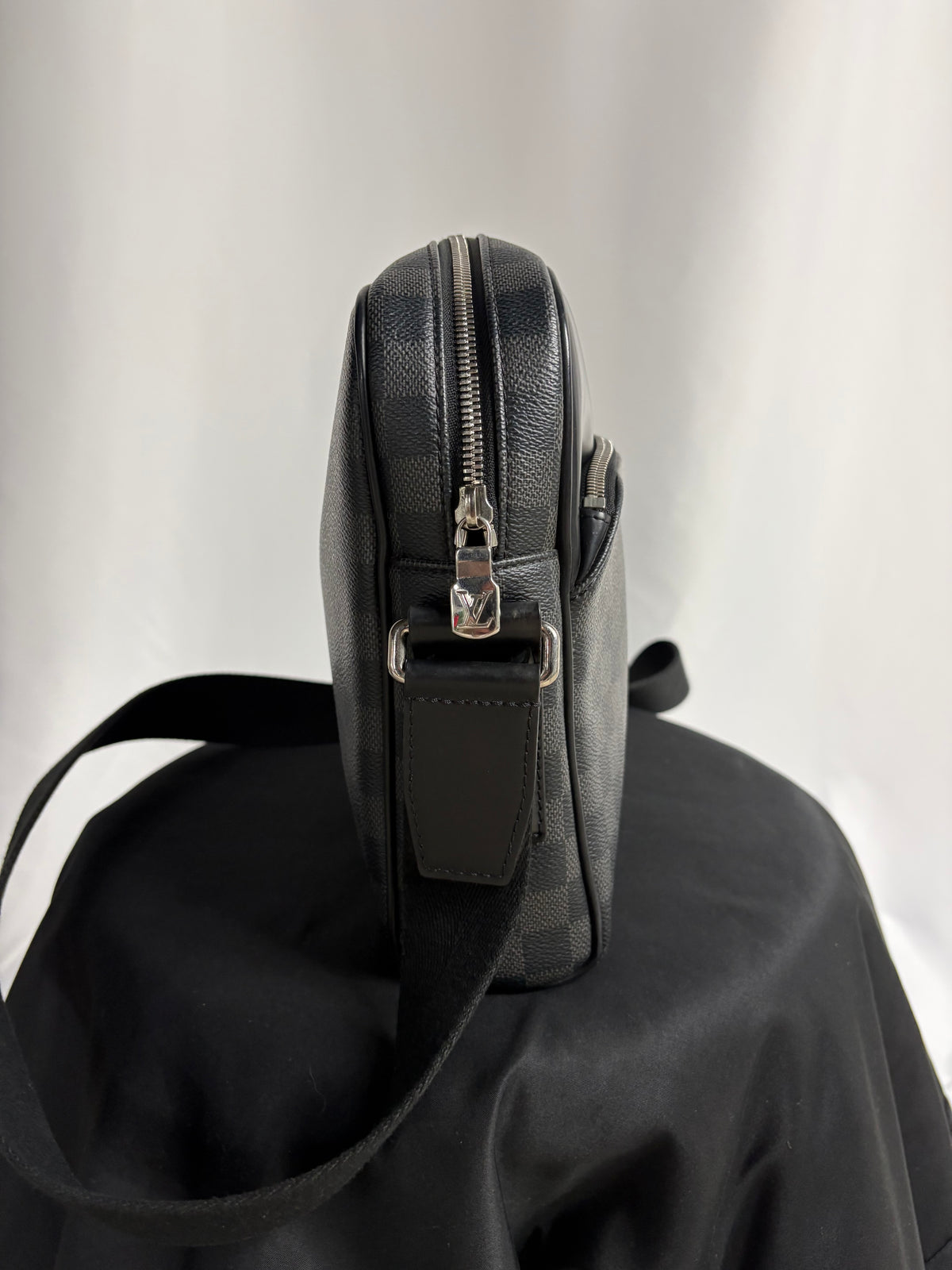 Louis Vuitton Dayton Reporter PM Damier Graphite Crossbody Shoulder Bag