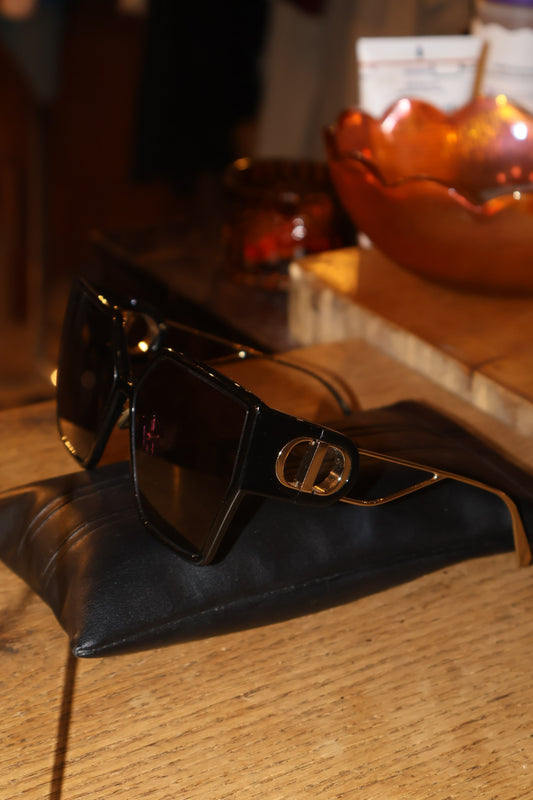 Christian Dior Oversized Square Black Sunglasses – Designer Frame