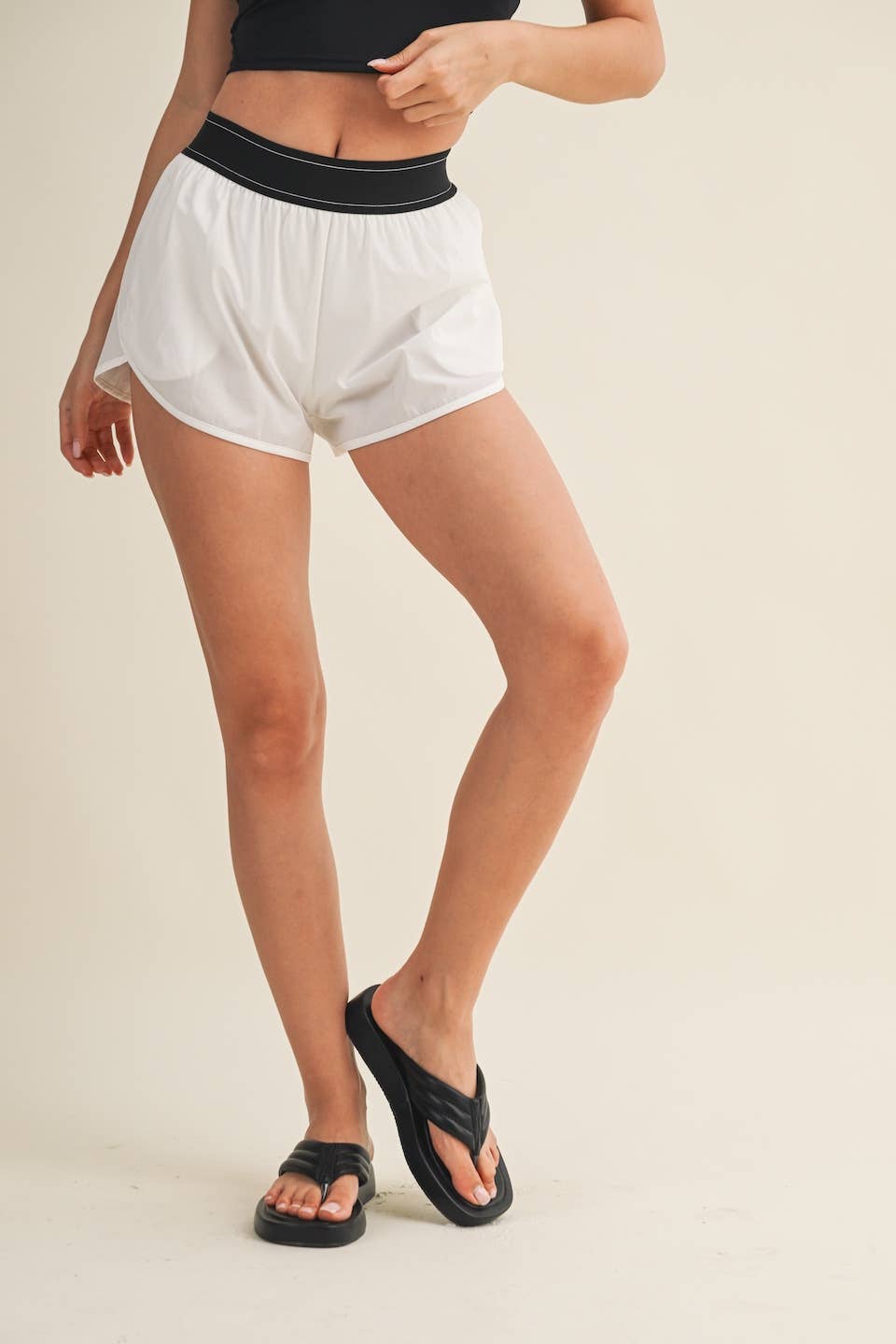 KIMBERLY C - Lightweight Shorts with Elastic Waistband: Black / M