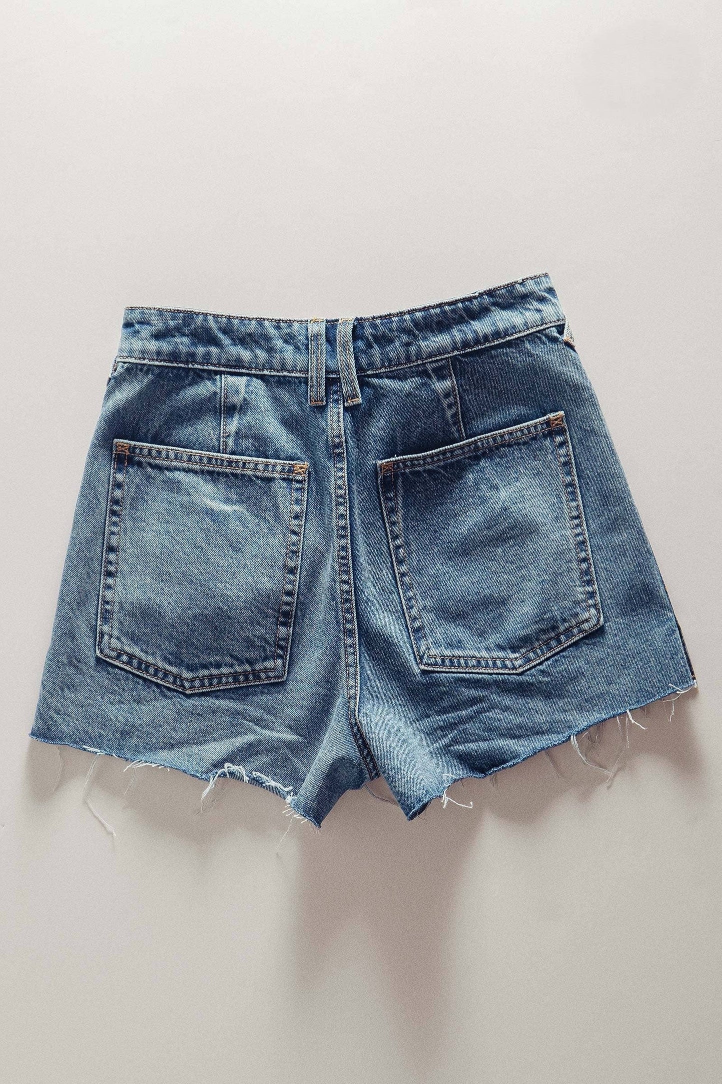Urban Daizy - High Rise Patch Pocket Raw Hem Denim Shorts: DENIM BLUE / S-M-L:2-2-2
