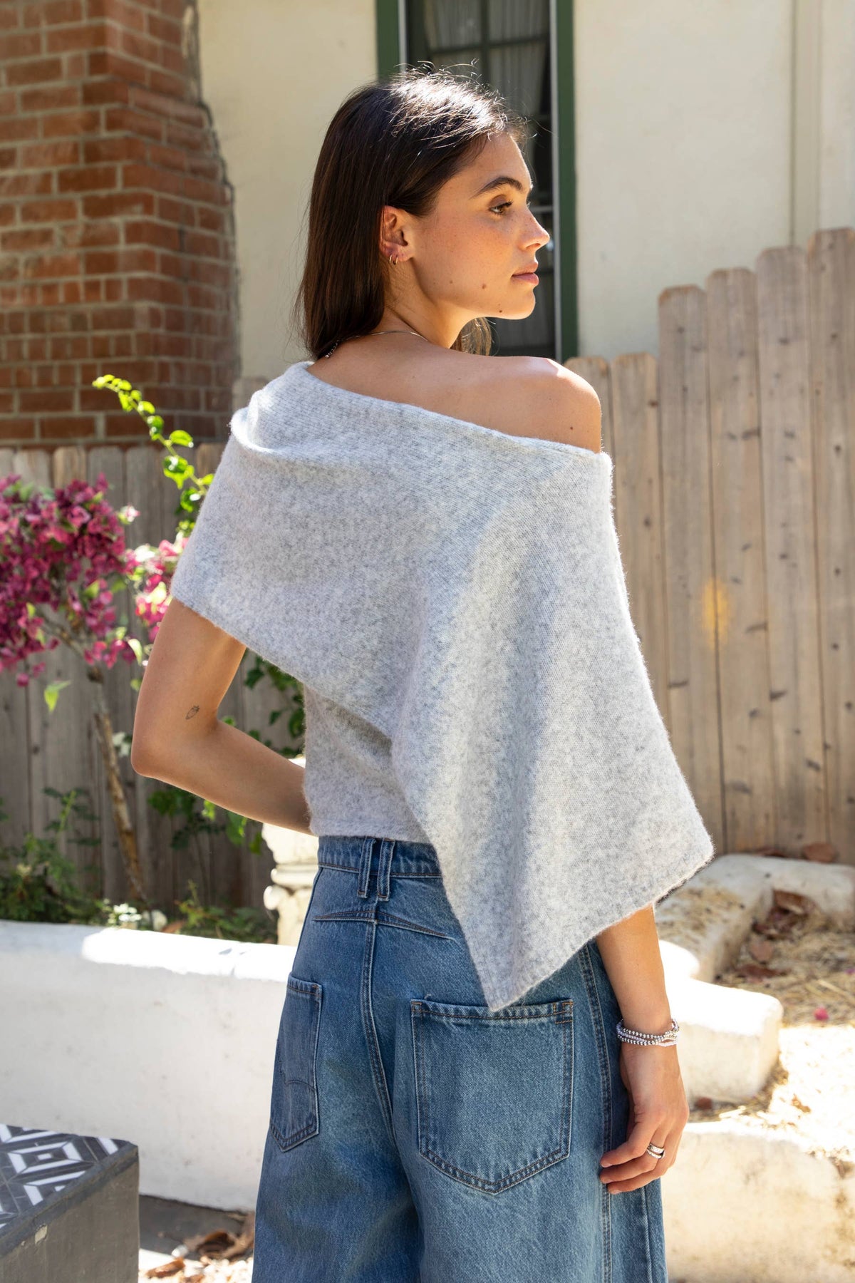 TICTOC - AINSLEY Off Shoulder Asymmetric Knit Poncho Sweater: MARLED GREY / 3 SMALL • 2 MEDIUM • 1 LARGE
