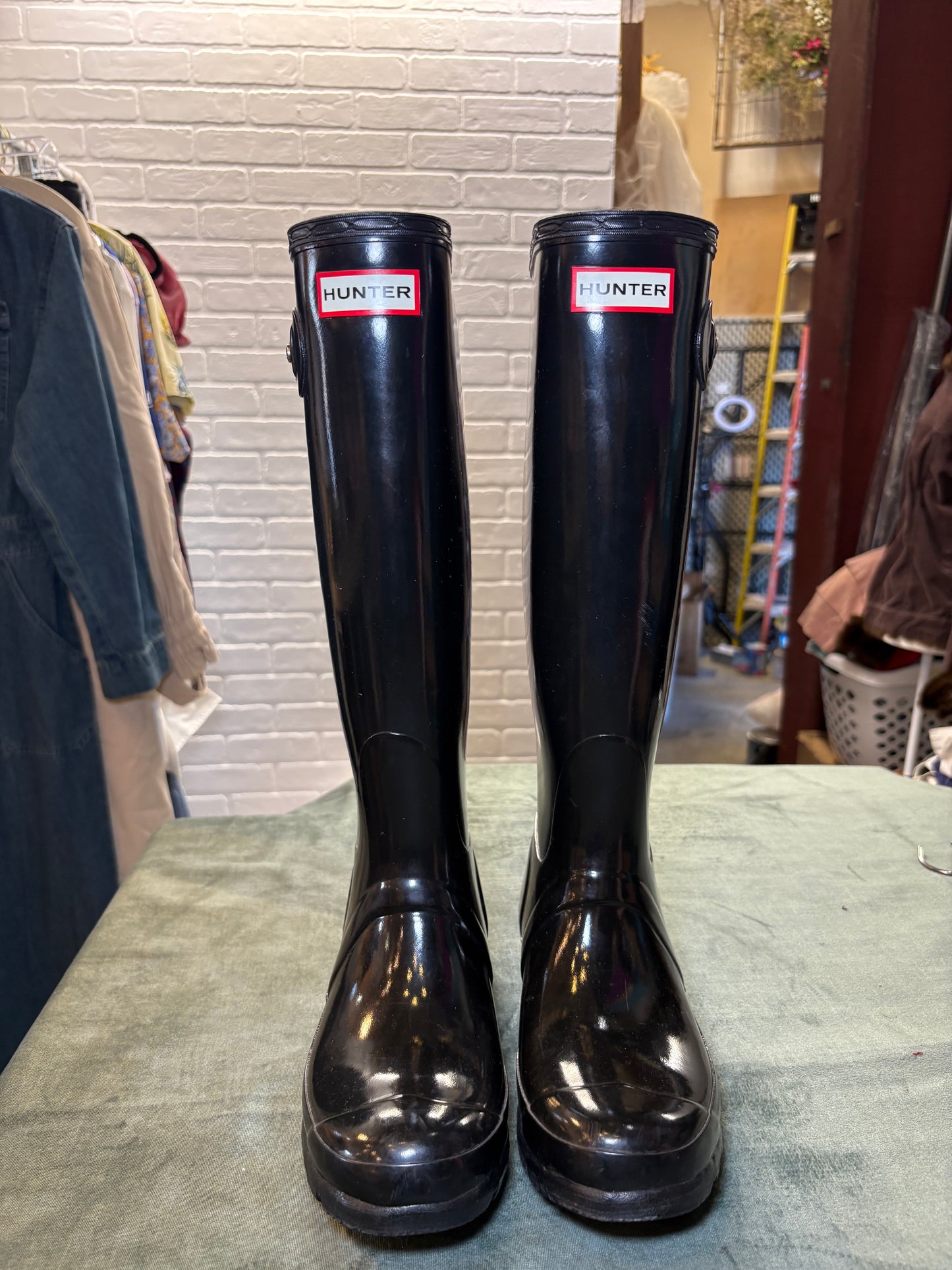 Hunter Original Tall Gloss Rain Boots – Black Waterproof Women’s