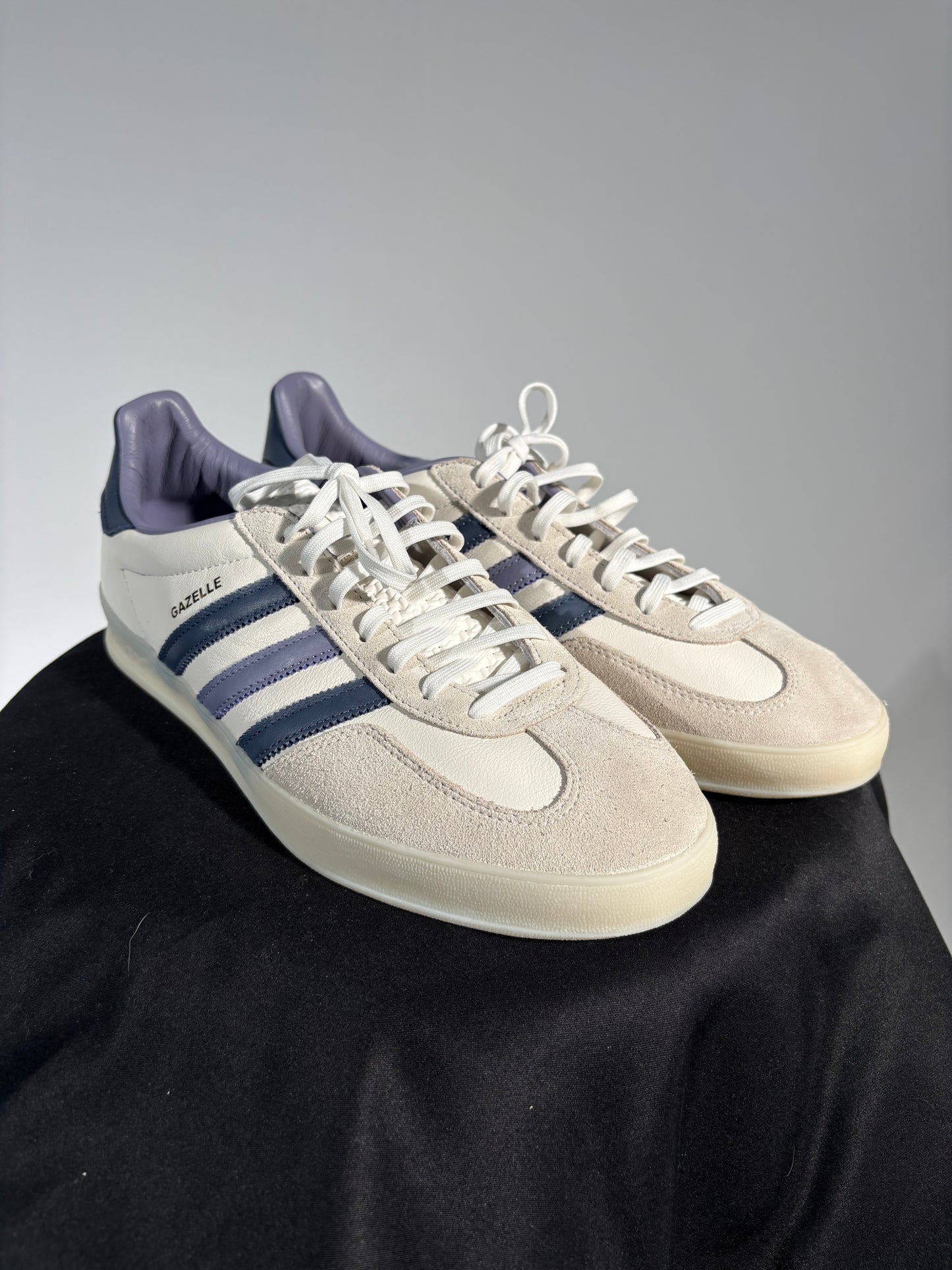Adidas Gazelle White & Blue Low-Top Sneakers