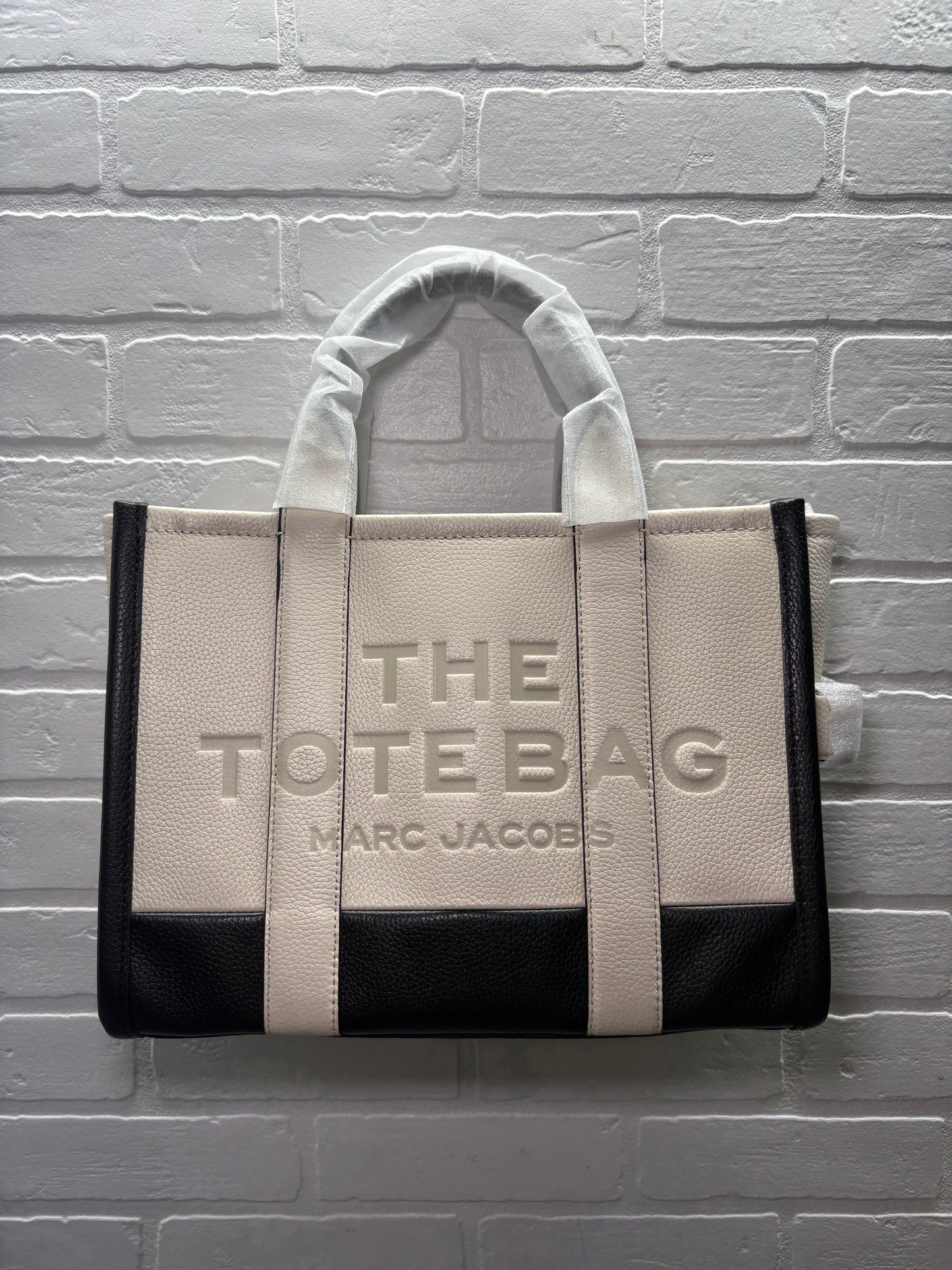 Marc Jacobs The Tote Bag Large Leather Tote – Black & White