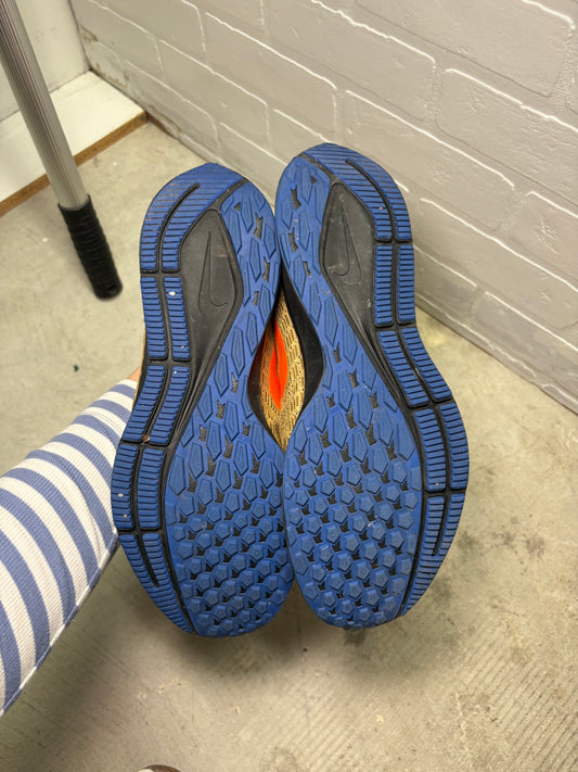 Nike Men’s Running Shoes Tan Blue Orange Athletic Sneakers