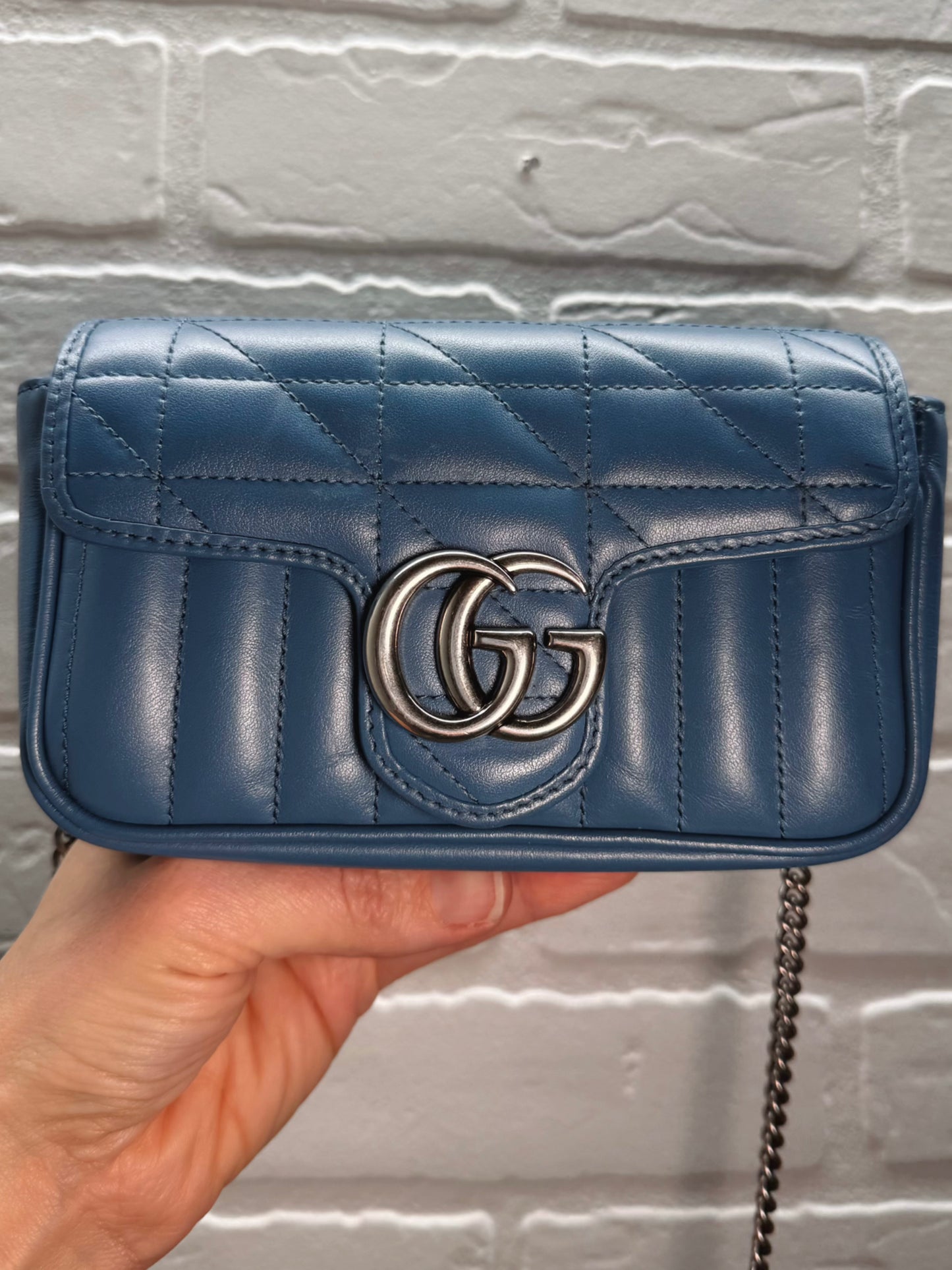 Gucci GG Marmont Matelasse Super Mini
