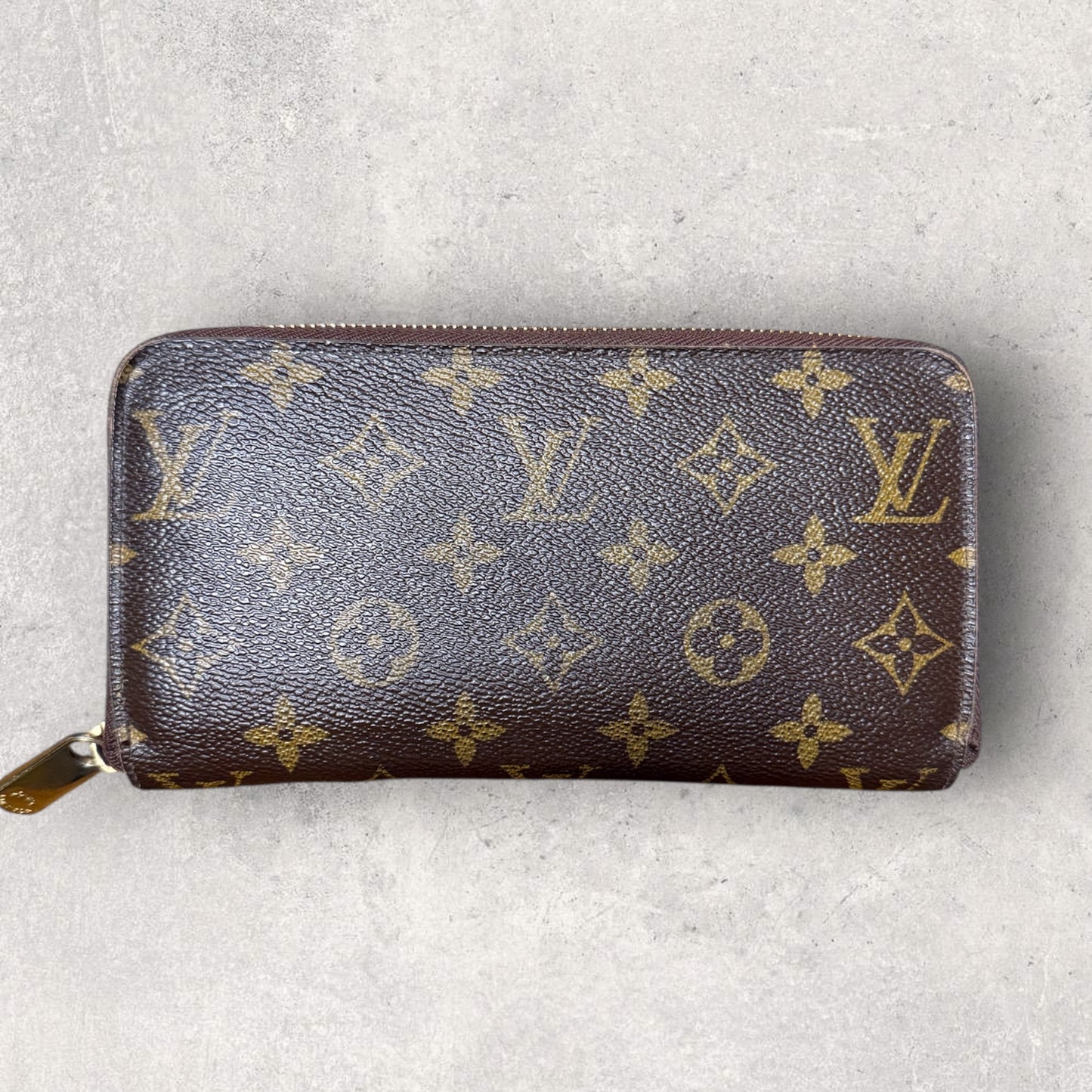 Louis Vuitton Zippy Wallet