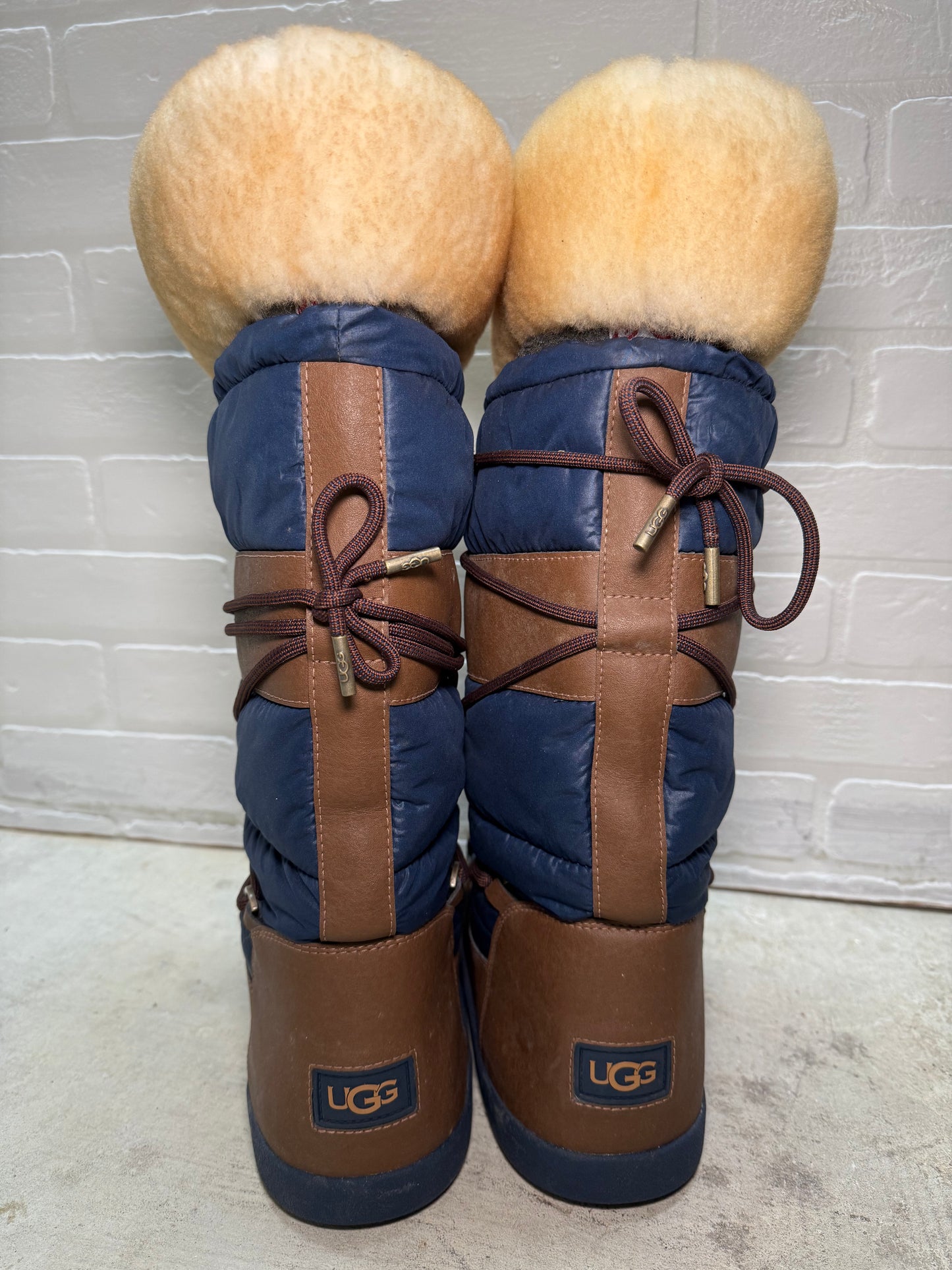 UGG Australia Cottrell Snow Boots