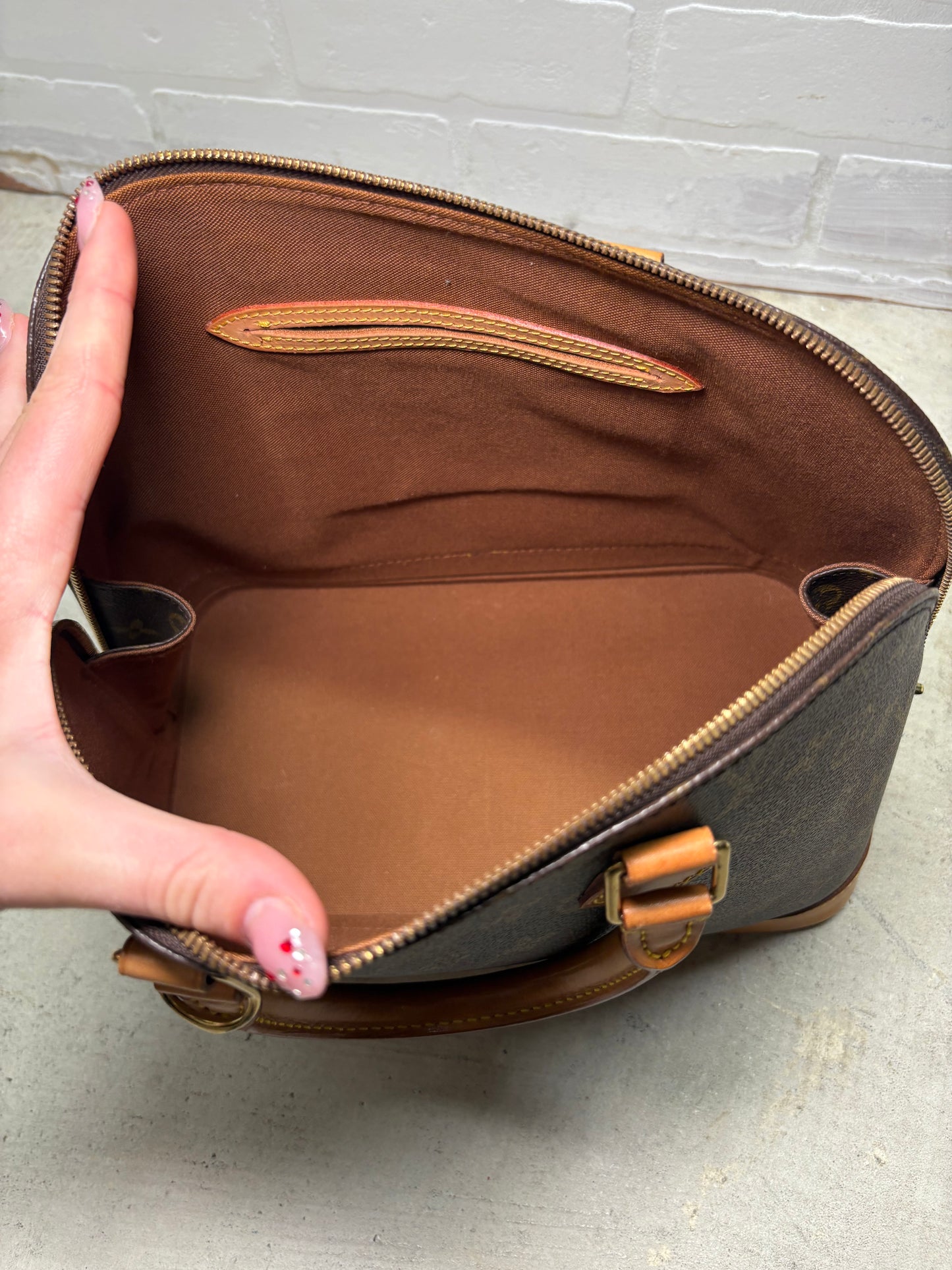 Louis Vuitton Alma PM