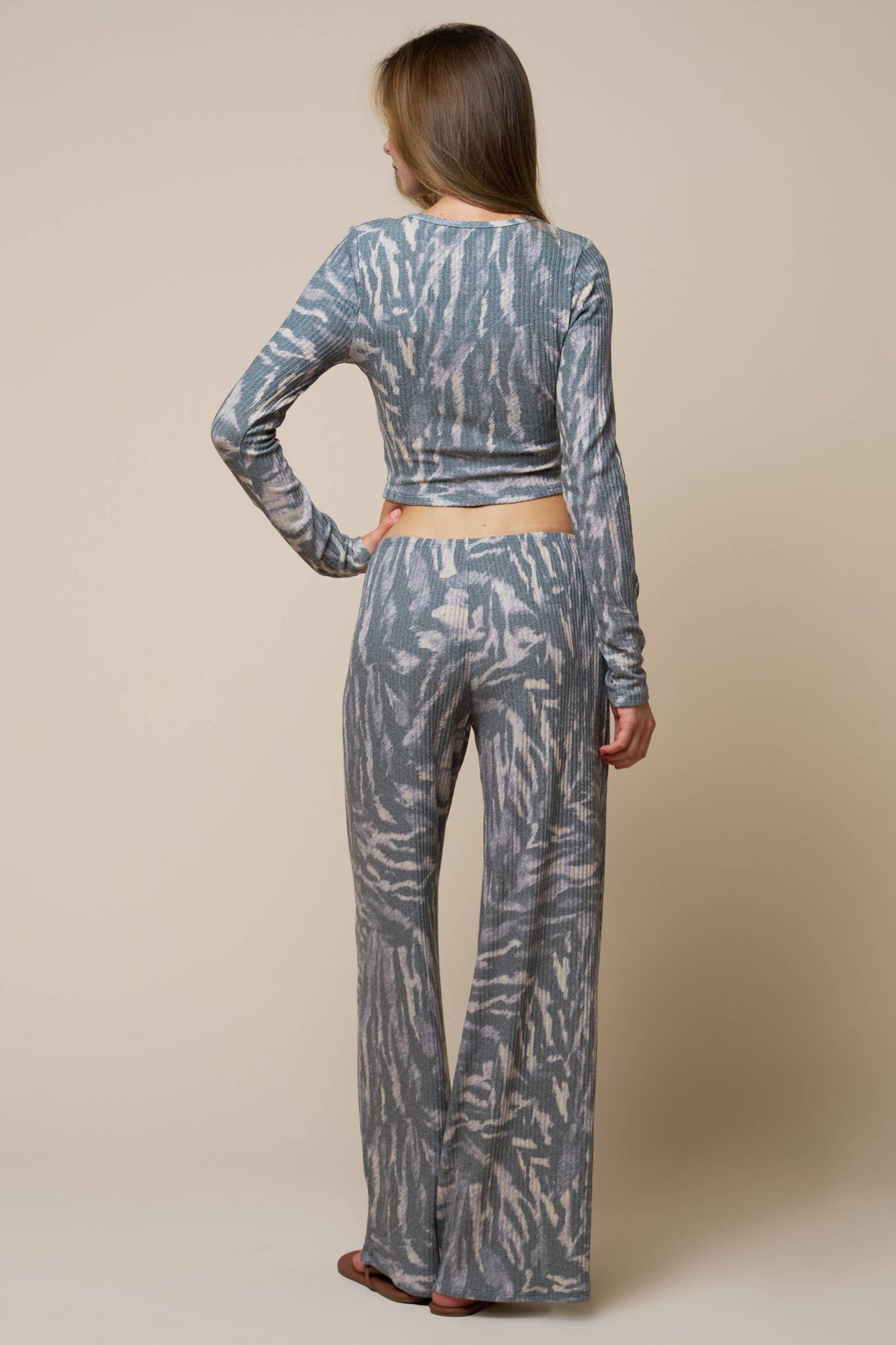 Blue Blush - Ribbed Long Sleeeve Lounge Pant Set: GREY-TAUPE / S