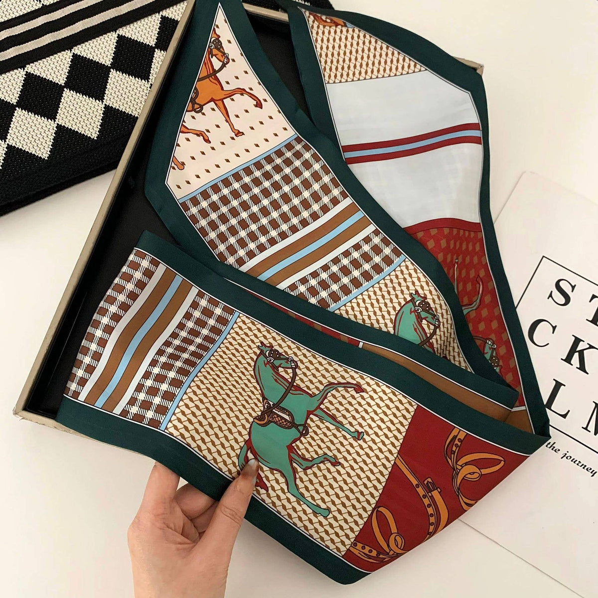 MKS America - Retro Multi-Functional Ribbon Scarf: NO-5 / M