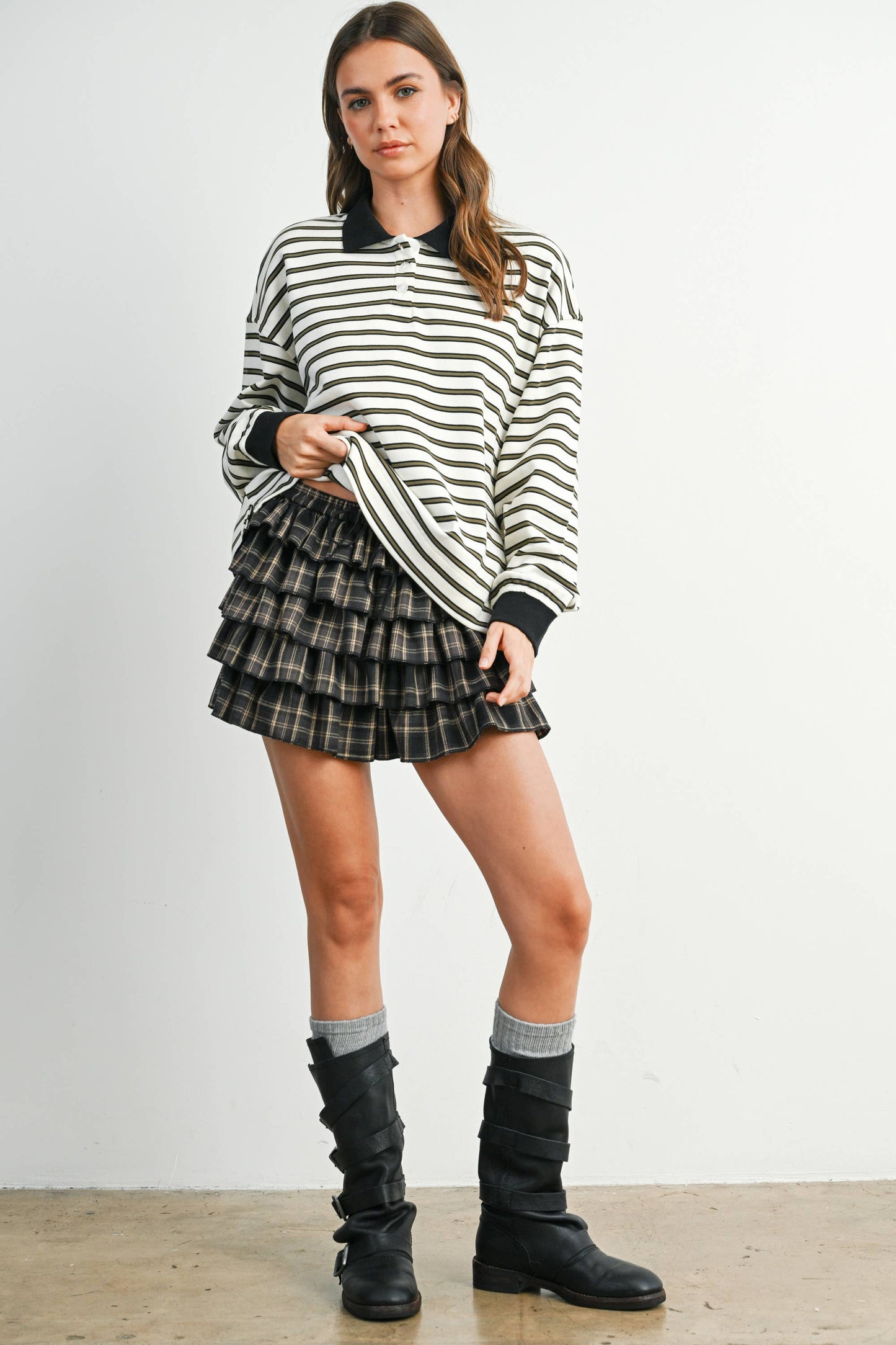 BUTTERMELON - Quarter-Button Striped Collared Long Sleeve Top - BMT7874: IVORY / BLACK / L