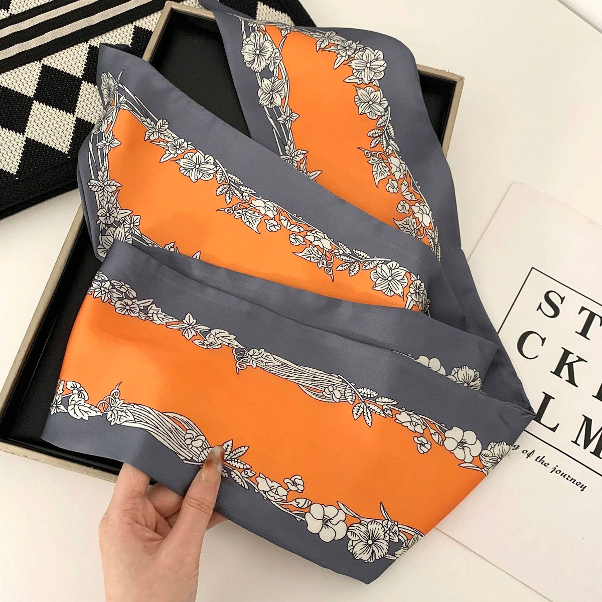 MKS America - Retro Multi-Functional Ribbon Scarf: NO-14 / M