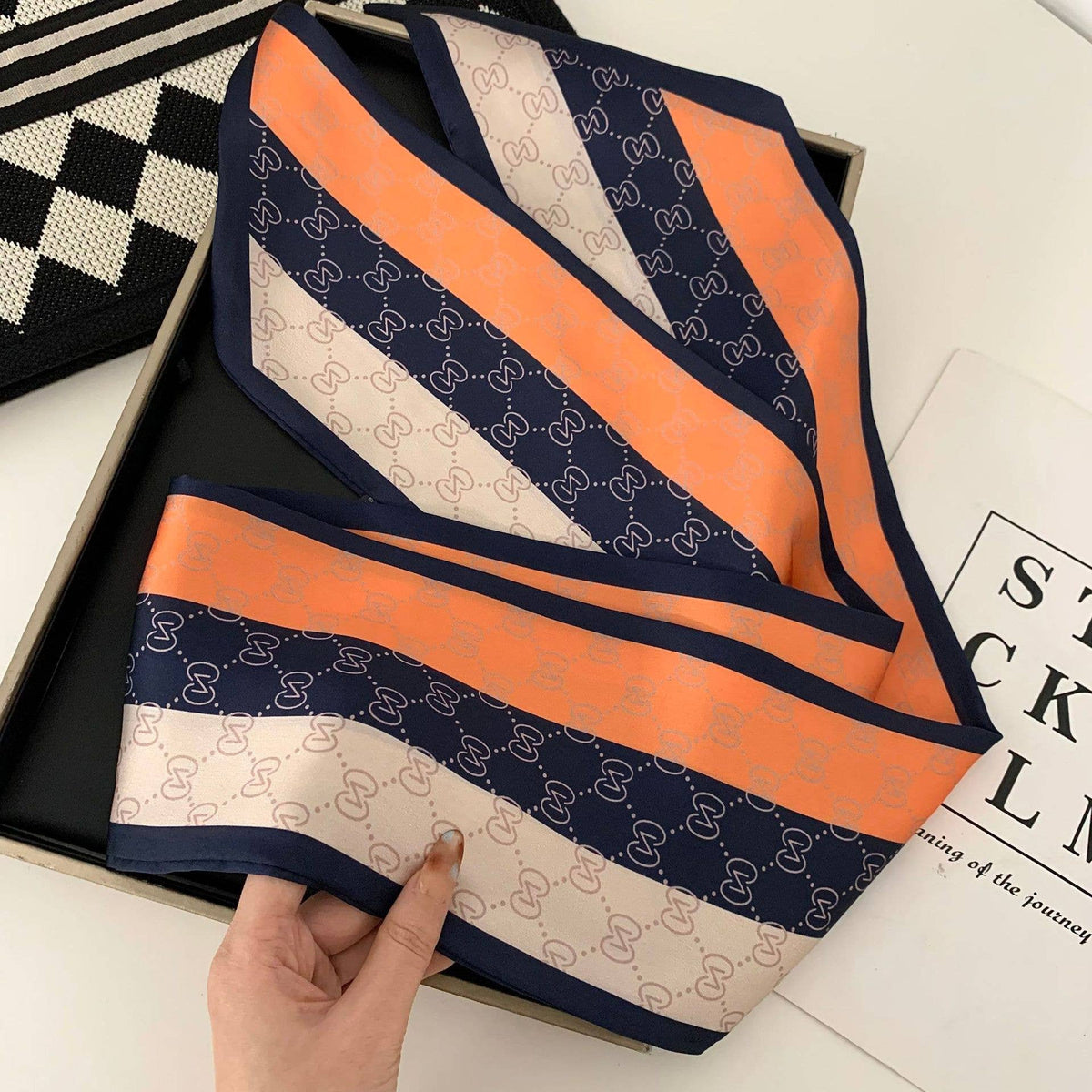 MKS America - Retro Multi-Functional Ribbon Scarf: NO-5 / M