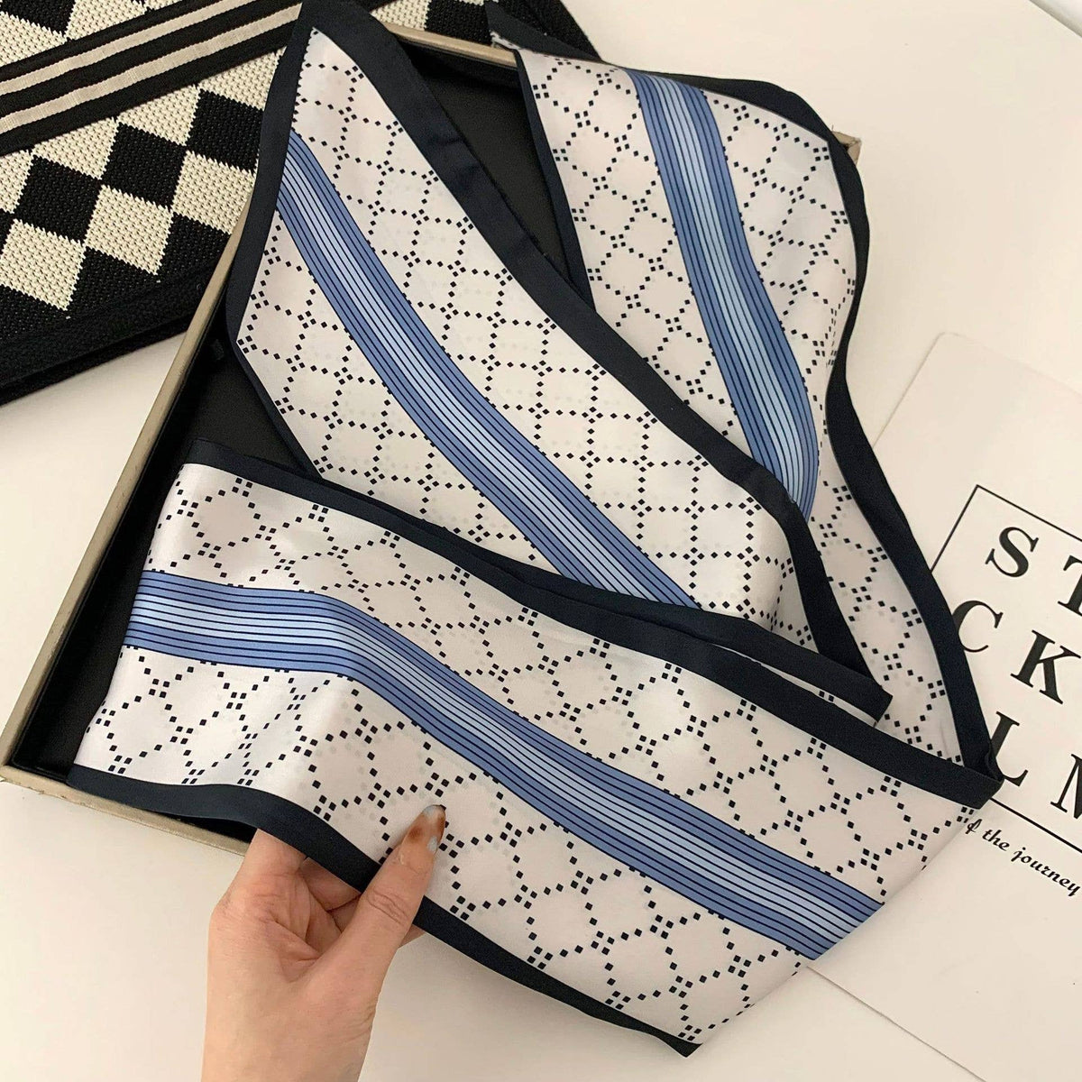 MKS America - Retro Multi-Functional Ribbon Scarf: NO-14 / M