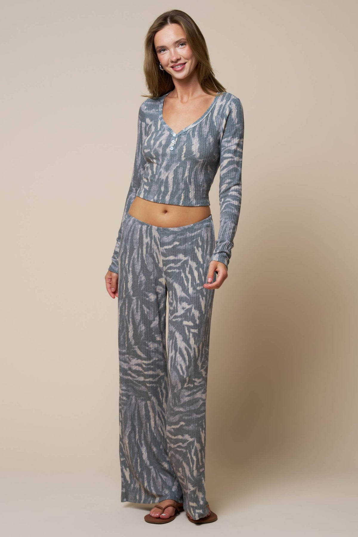 Blue Blush - Ribbed Long Sleeeve Lounge Pant Set: GREY-TAUPE / L