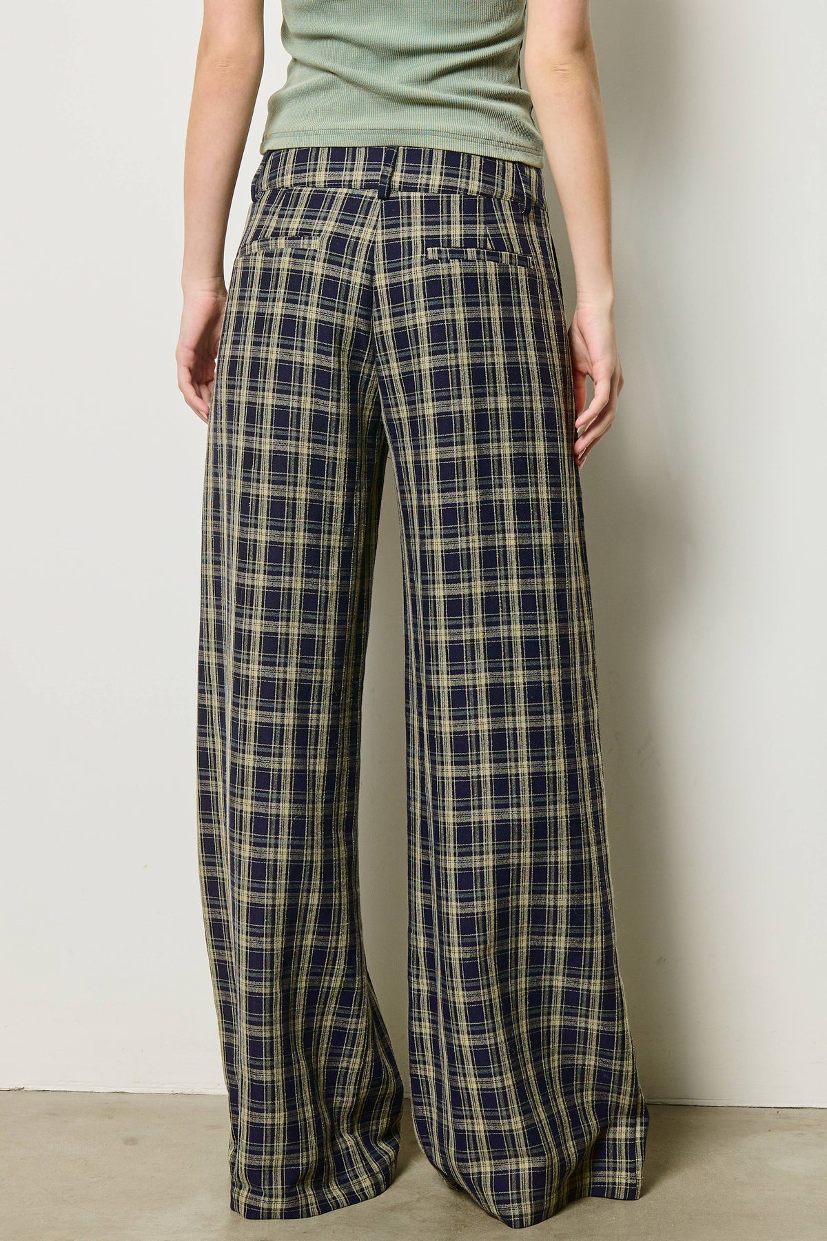 Mimosa - Plaid Pleated Wide Leg Trousers: Navy / L