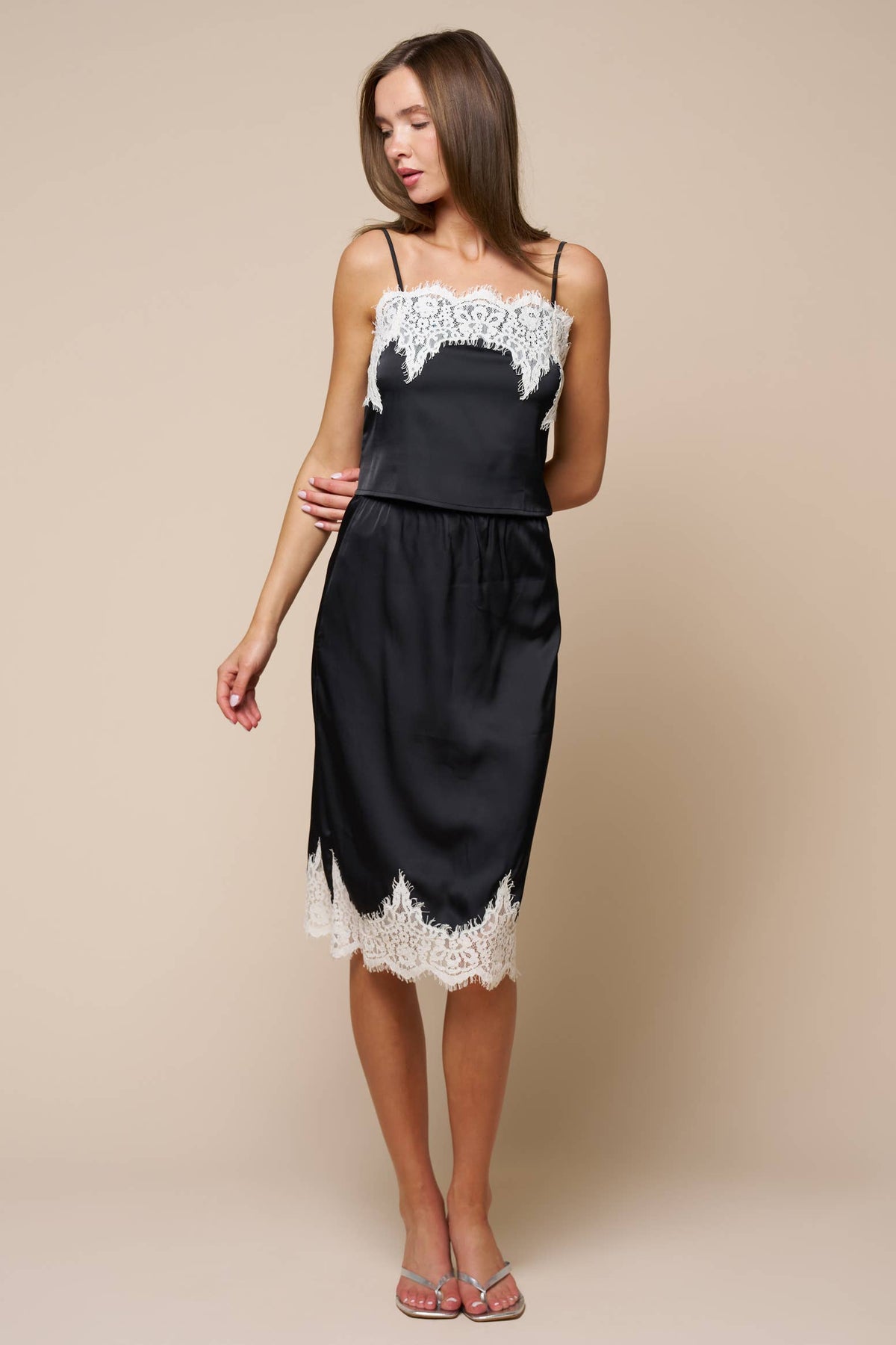 Blue Blush - Lace Trimmed Satin Cami Top: BLACK-CREAM / M