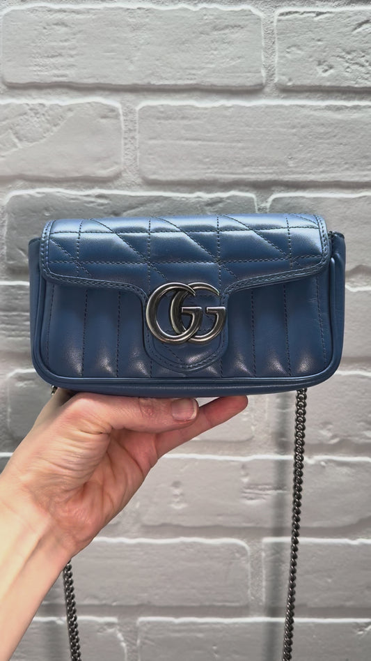 Gucci GG Marmont Matelasse Super Mini