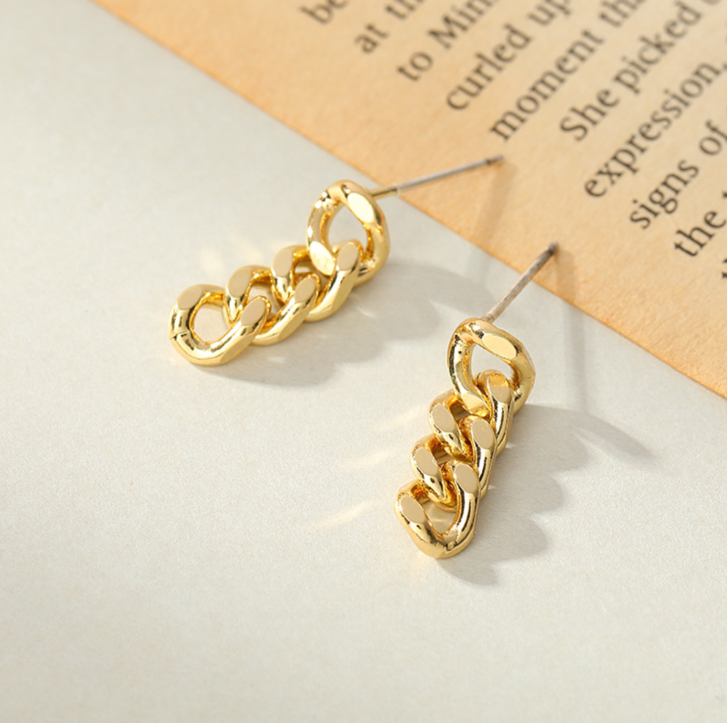 18k gold link, chain earrings
